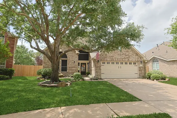 11407 Columbia Pines Lane E, Cypress, TX 77433