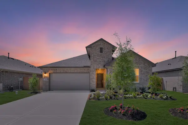526 Samuel Ridge Drive, Dayton, TX 77535