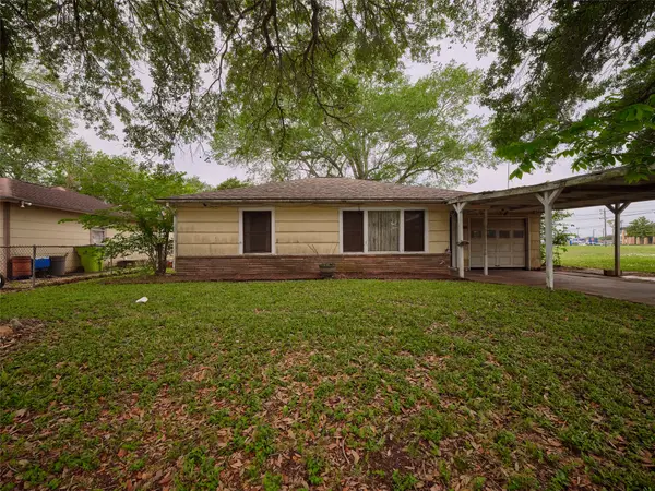 1116 Tobola Street, Rosenberg, TX 77471