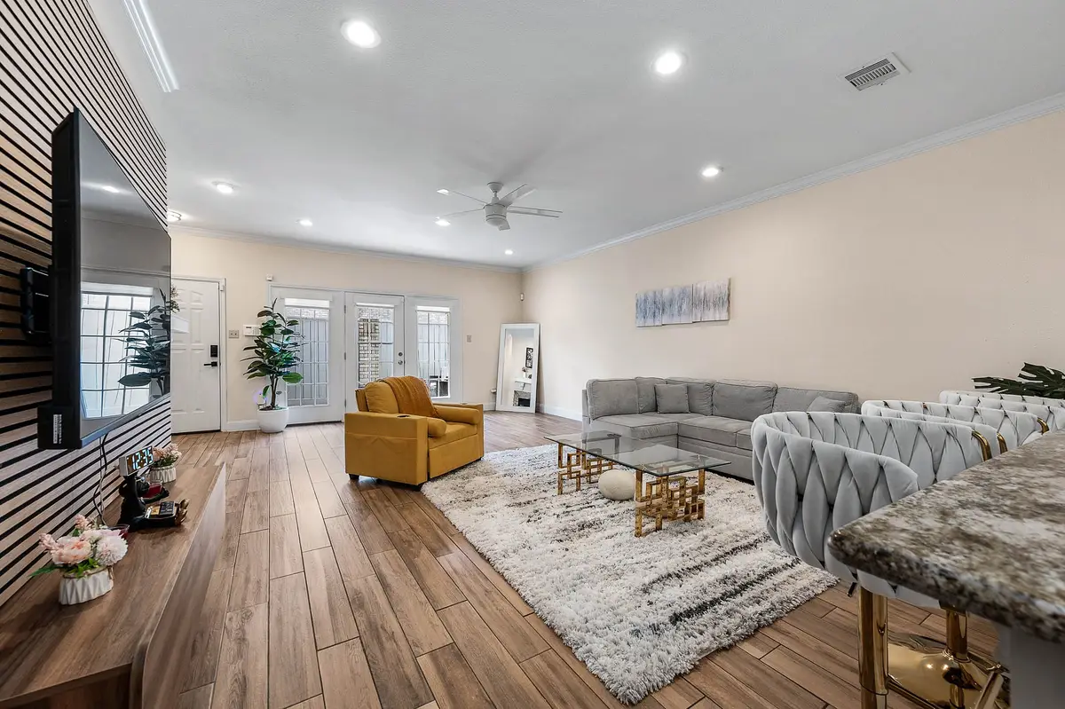 660 Wilcrest Drive #660, Houston, TX 77042 - #1
