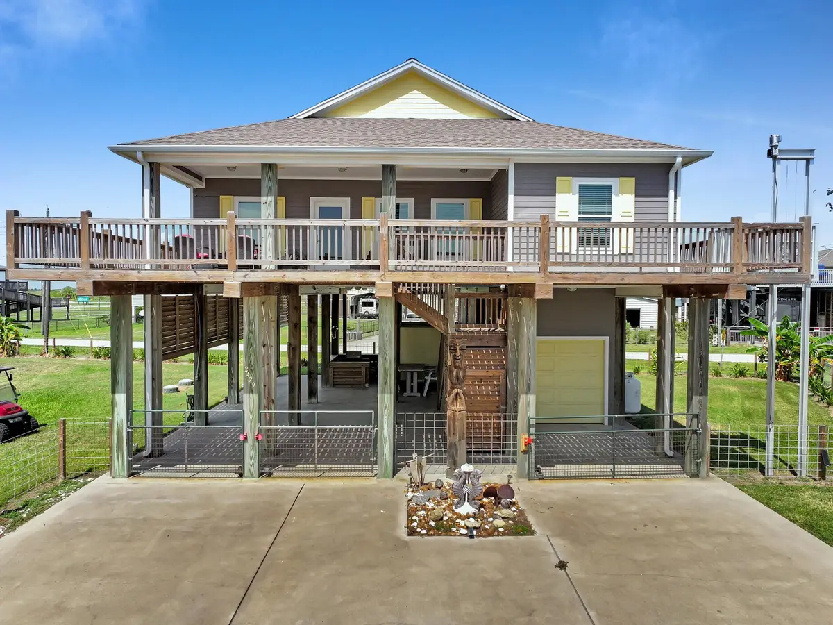 2429 Sand Crab, Crystal Beach, TX 77650 - Image #1