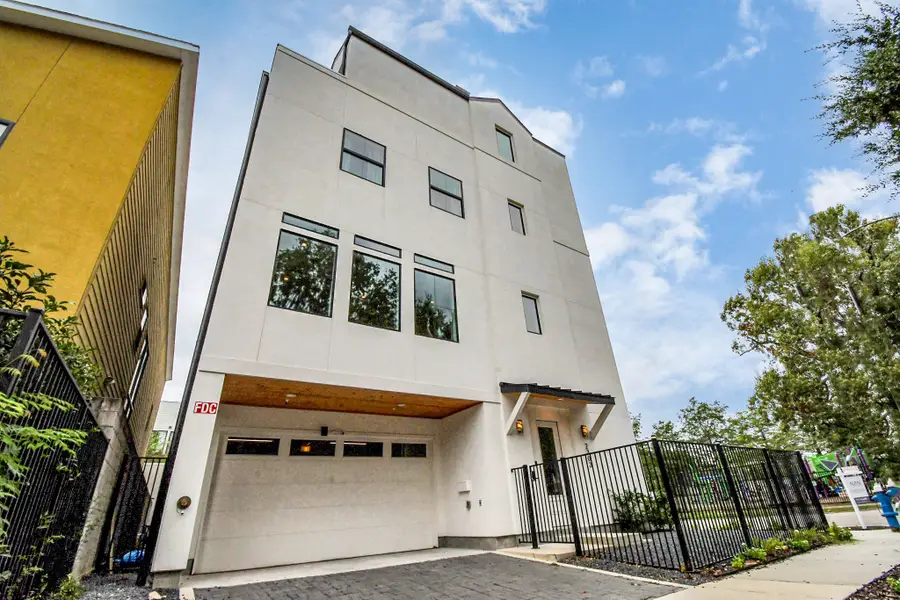 2303 Yupon Street, Houston, TX 77006 - #2