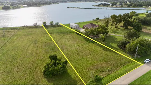 744 Wagon Wheel Trail, Angleton, TX 77515