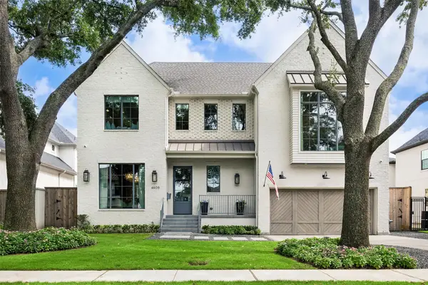 4609 Holly Street, Bellaire, TX 77401