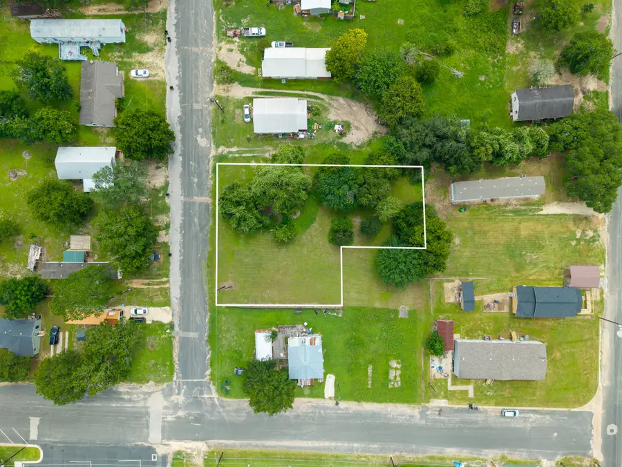 712 South Street, Schulenburg, TX 78956 - #3