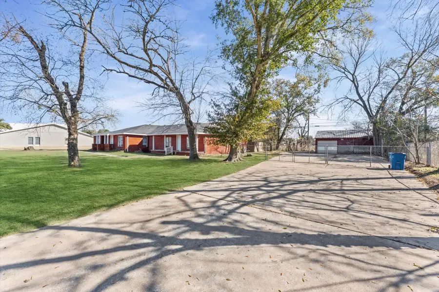 1106 5th Street, Hempstead, TX 77445 - #2