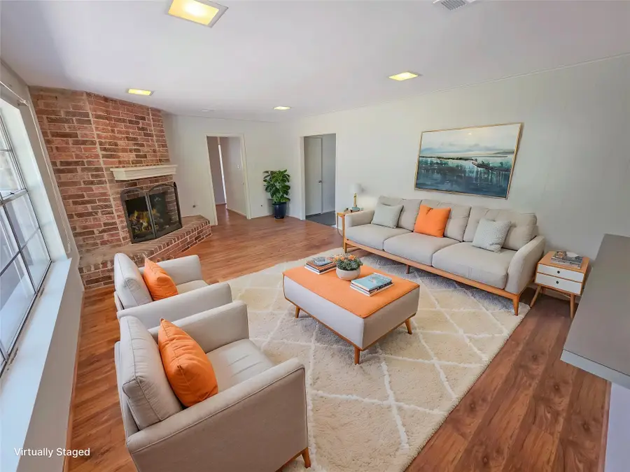10806 Inwood Drive, Houston, TX 77042 - #2