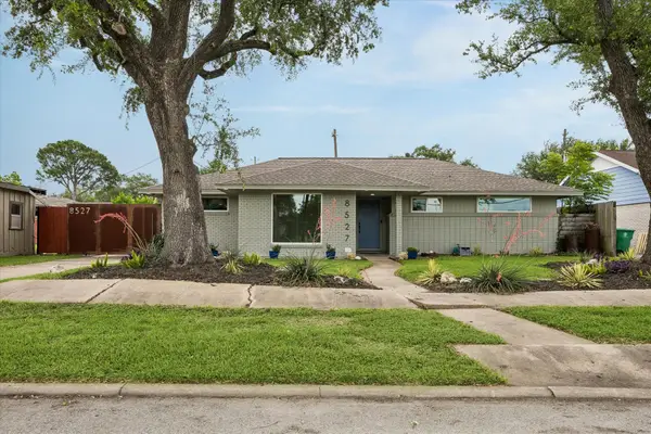 8527 Glenloch Drive, Houston, TX 77061