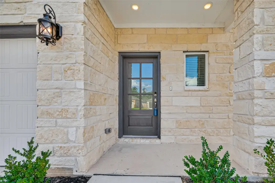 16632 Sterling Cliff Street, Conroe, TX 77302 - Image #3