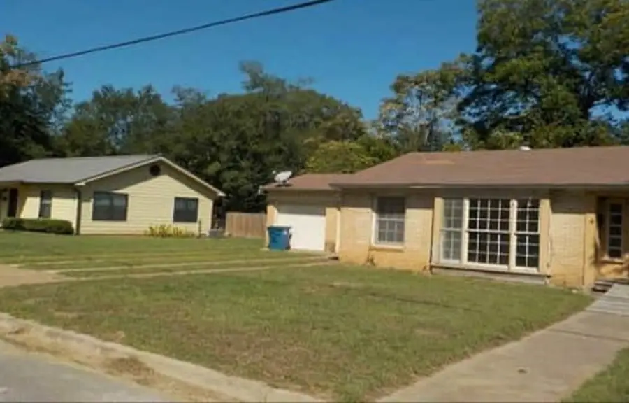 812 Tyler Street, Jacksonville, TX 75766 - Image #2