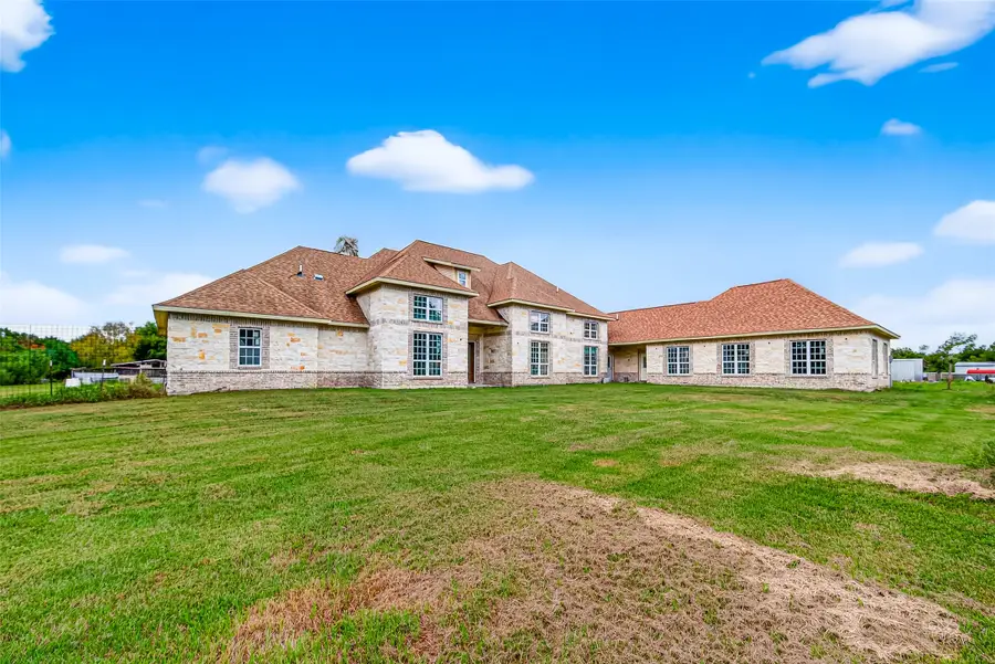 1013 Battlebell Road, Highlands, TX 77562 - #3
