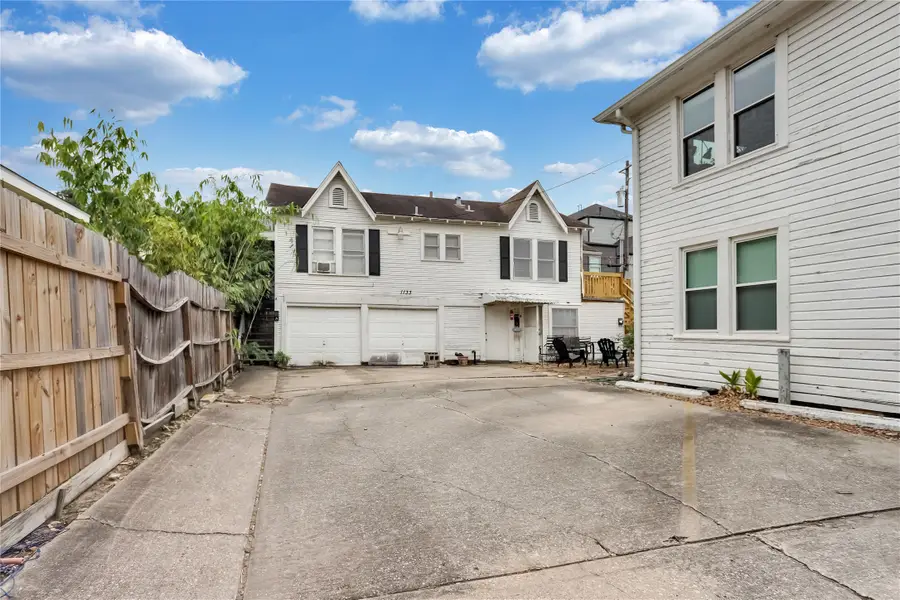 1135 W Clay Street, Houston, TX 77019 - Image #3