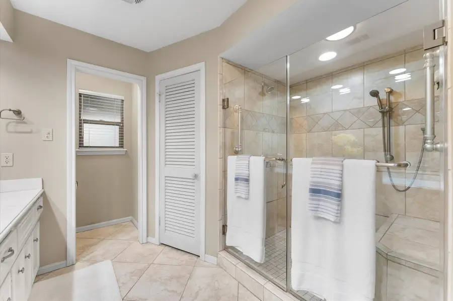 3211 Candleknoll Drive, Spring, TX 77388 - Image #3