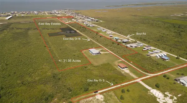 1133 E Bay Drive, Port Bolivar, TX 77650