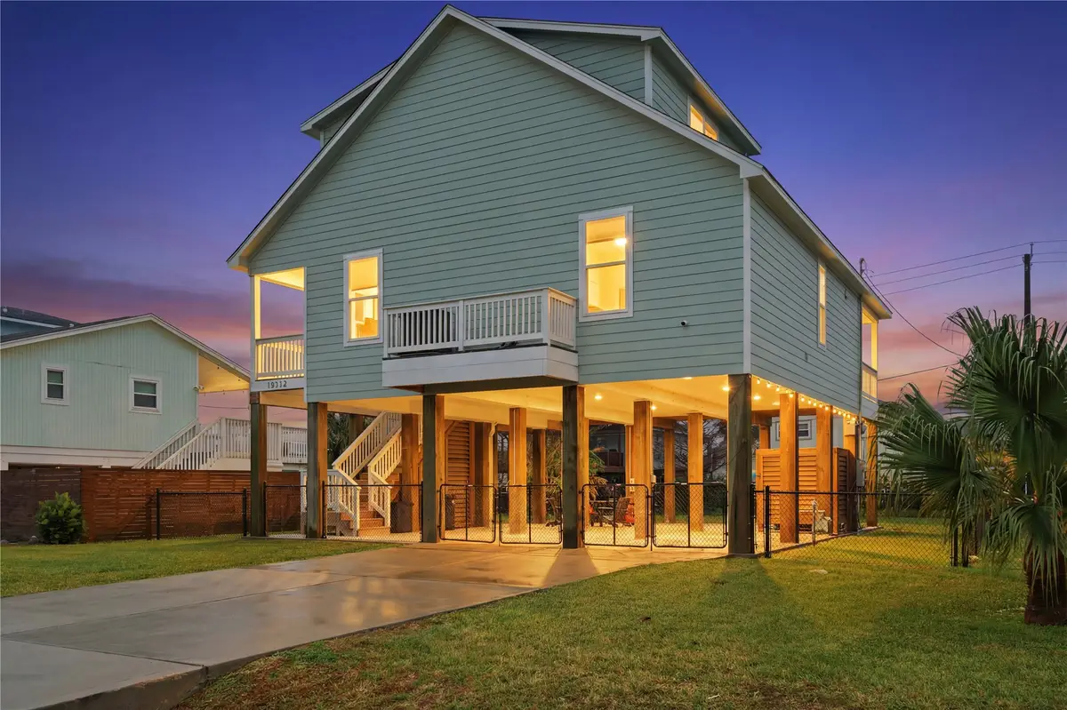 16713 Moby Dick, Jamaica Beach, TX 77554 - #1