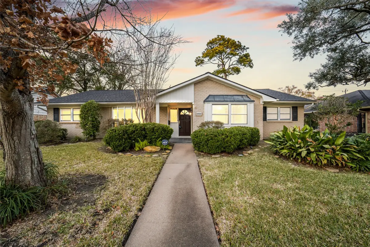 5322 Rutherglenn Drive, Houston, TX 77096 - #1
