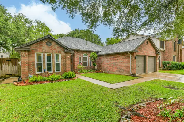 11119 30th Avenue N, Texas City, TX 77591