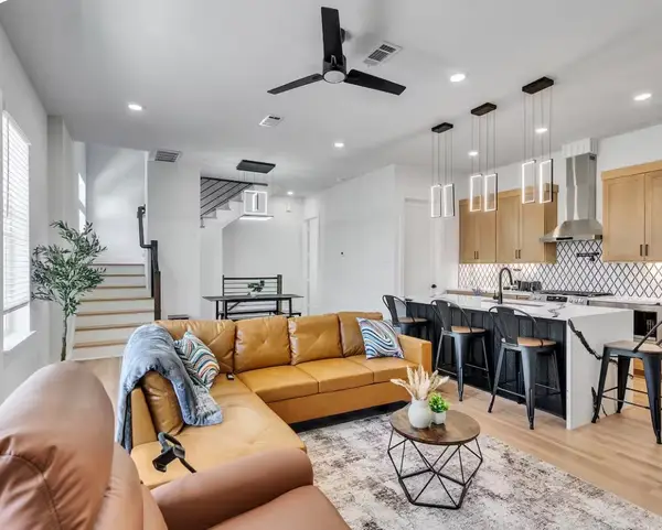 2711 Berry Street, Houston, TX 77004