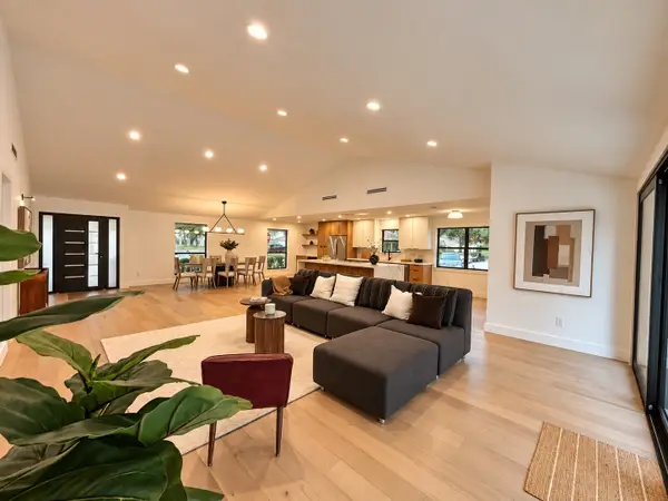 12503 Barryknoll Lane, Houston, TX 77024