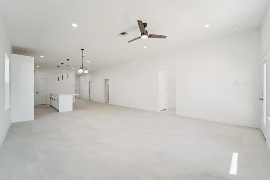 708 S Carroll Street, La Porte, TX 77571 - #2