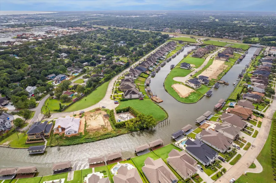 610 Appia Drive, Kemah, TX 77565 - #2