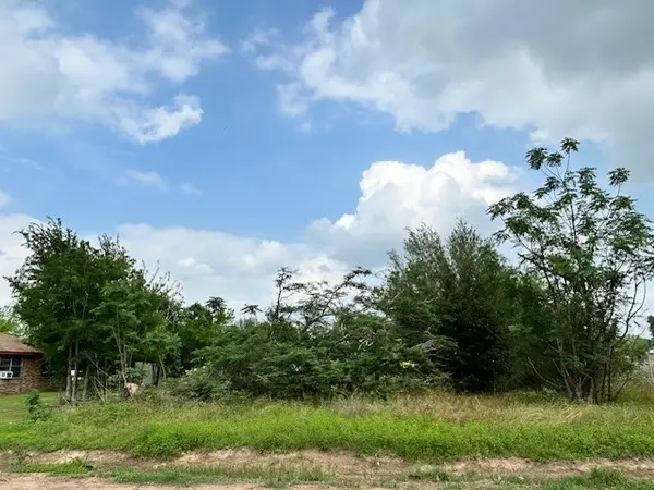 150 Saint Barbe Street, Hempstead, TX 77445