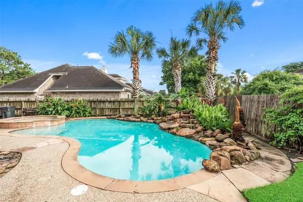 11503 Stoney Falls Drive, Houston, TX 77095