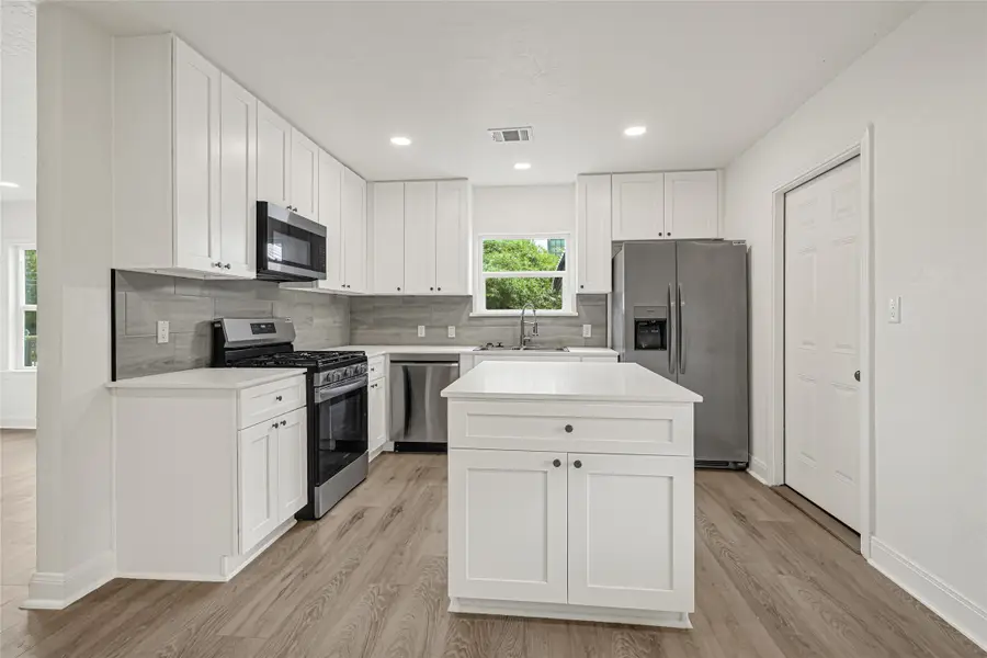 1202 N Roberson Street, Conroe, TX 77301 - #2