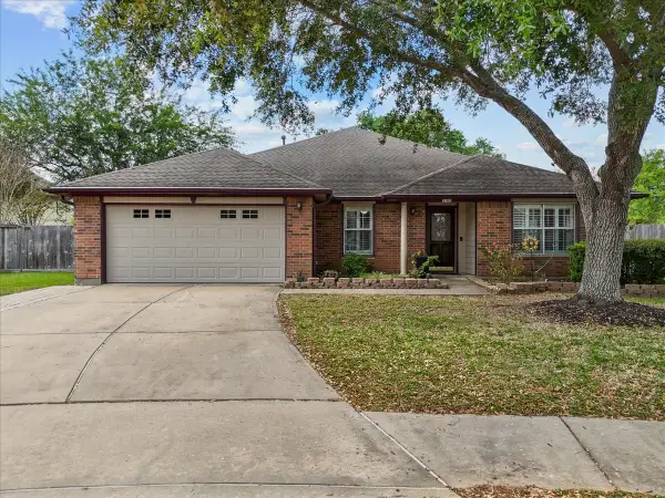 5102 Cherrywood Court, League City, TX 77573