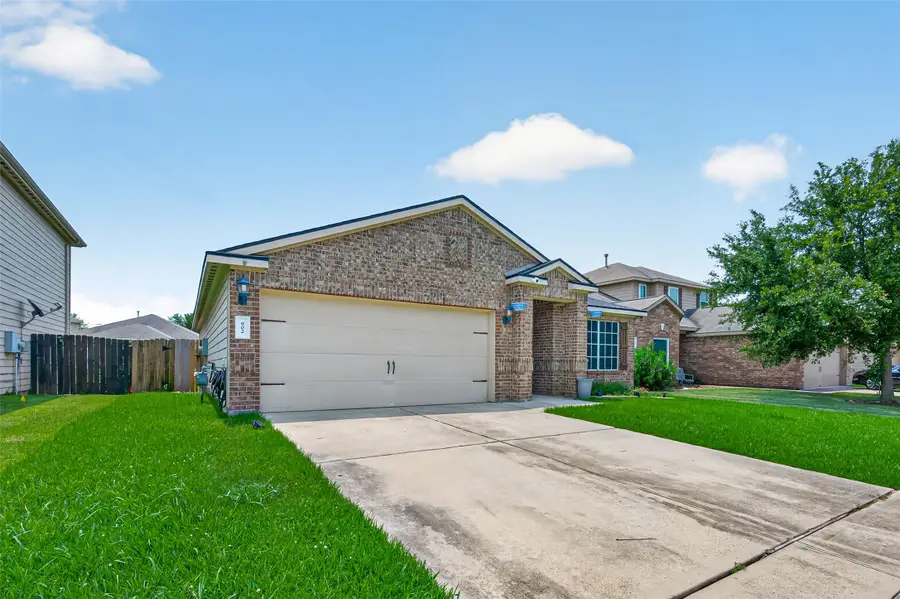 902 Marigold Road, Baytown, TX 77521 - #2