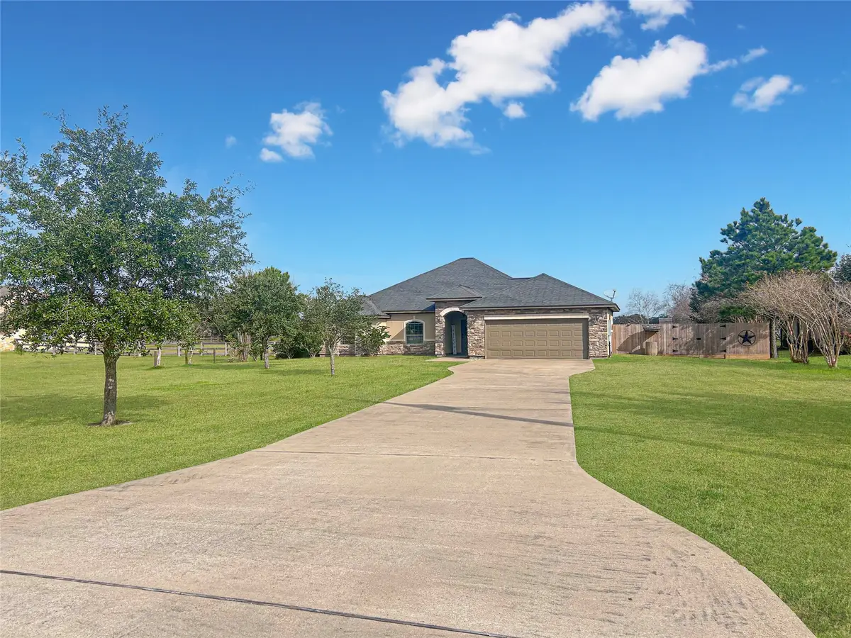 626 Sunset Trail, Angleton, TX 77515 - #1