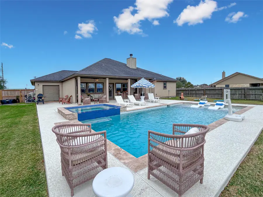 626 Sunset Trail, Angleton, TX 77515 - #2