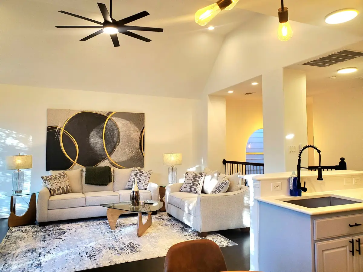 5250 Washington Avenue, Houston, TX 77007 - #1
