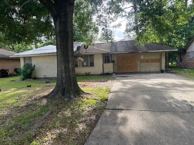 10517 Kelburn Drive, Houston, TX 77016 - #1