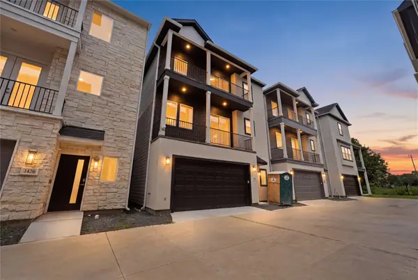 1424 W 34th 1/2 Street, Houston, TX 77018