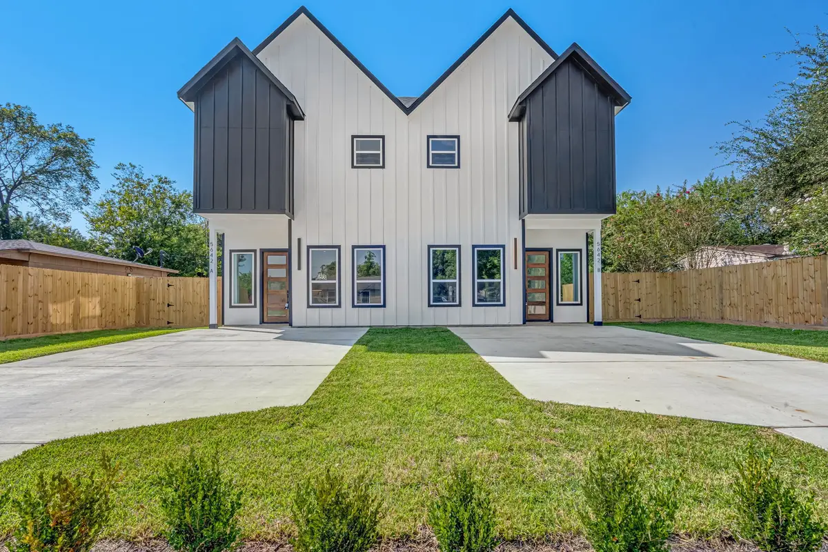 5642 Hirondel Street, Houston, TX 77033 - #1