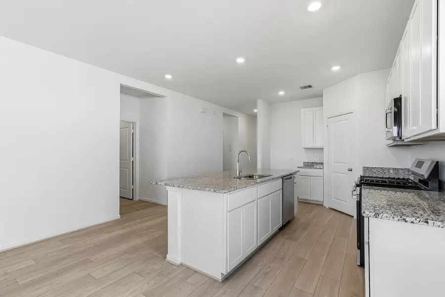 615 Yaupon Holly Drive, Rosenberg, TX 77471 - Image #2