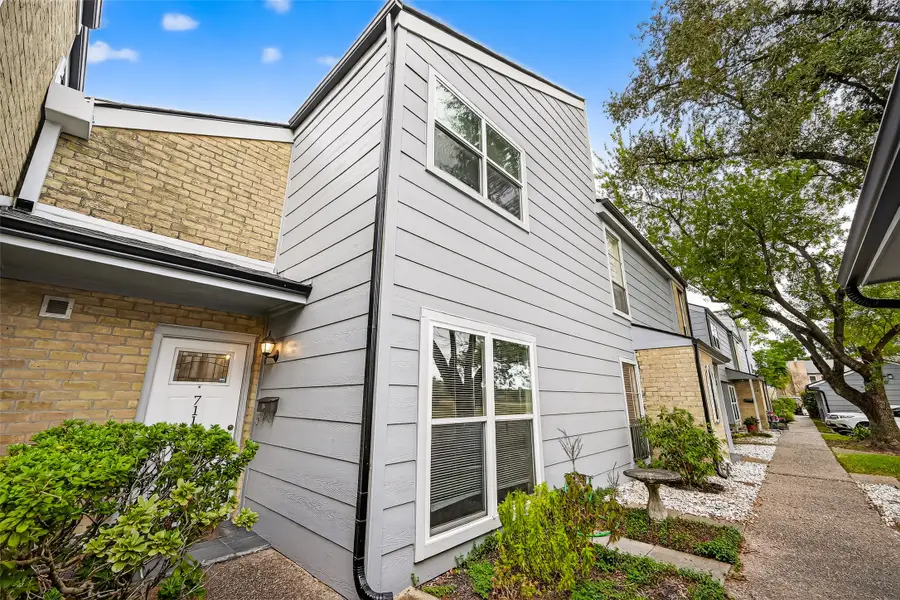 711 Worthshire Street, Houston, TX 77008 - #3