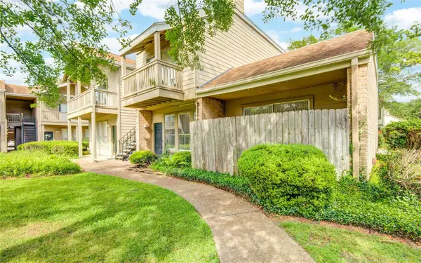 2100 Tanglewilde Street #349, Houston, TX 77063