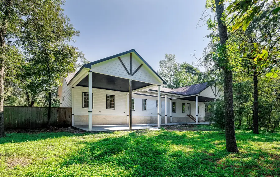 4517 Emerson Court, Willis, TX 77378 - Image #2