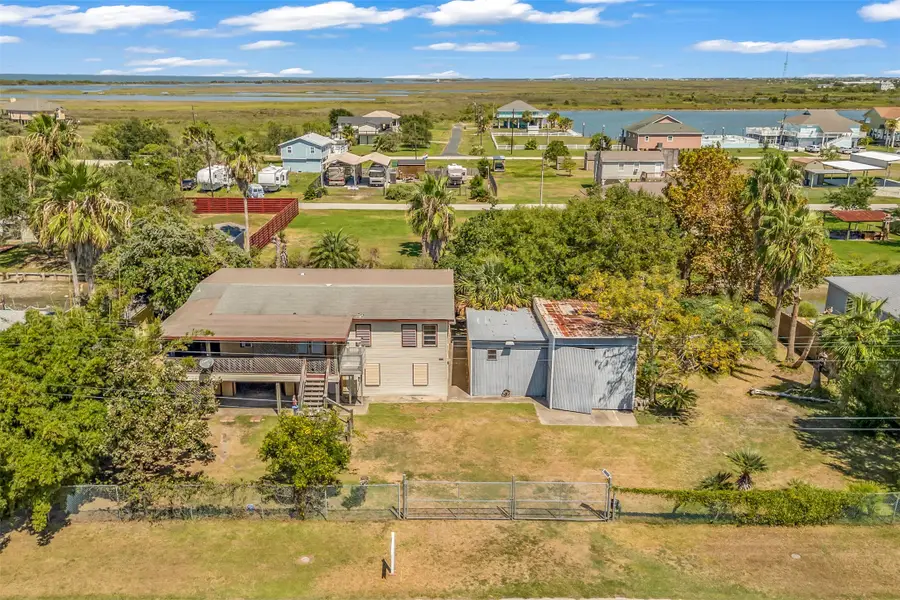 1115 W Canal Drive, Crystal Beach, TX 77650 - #3
