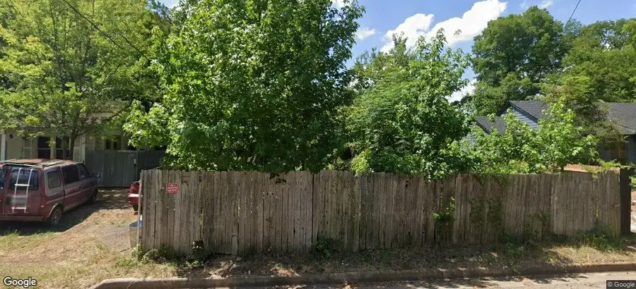 110 E Edgefield Avenue, Longview, TX 75602 - #2