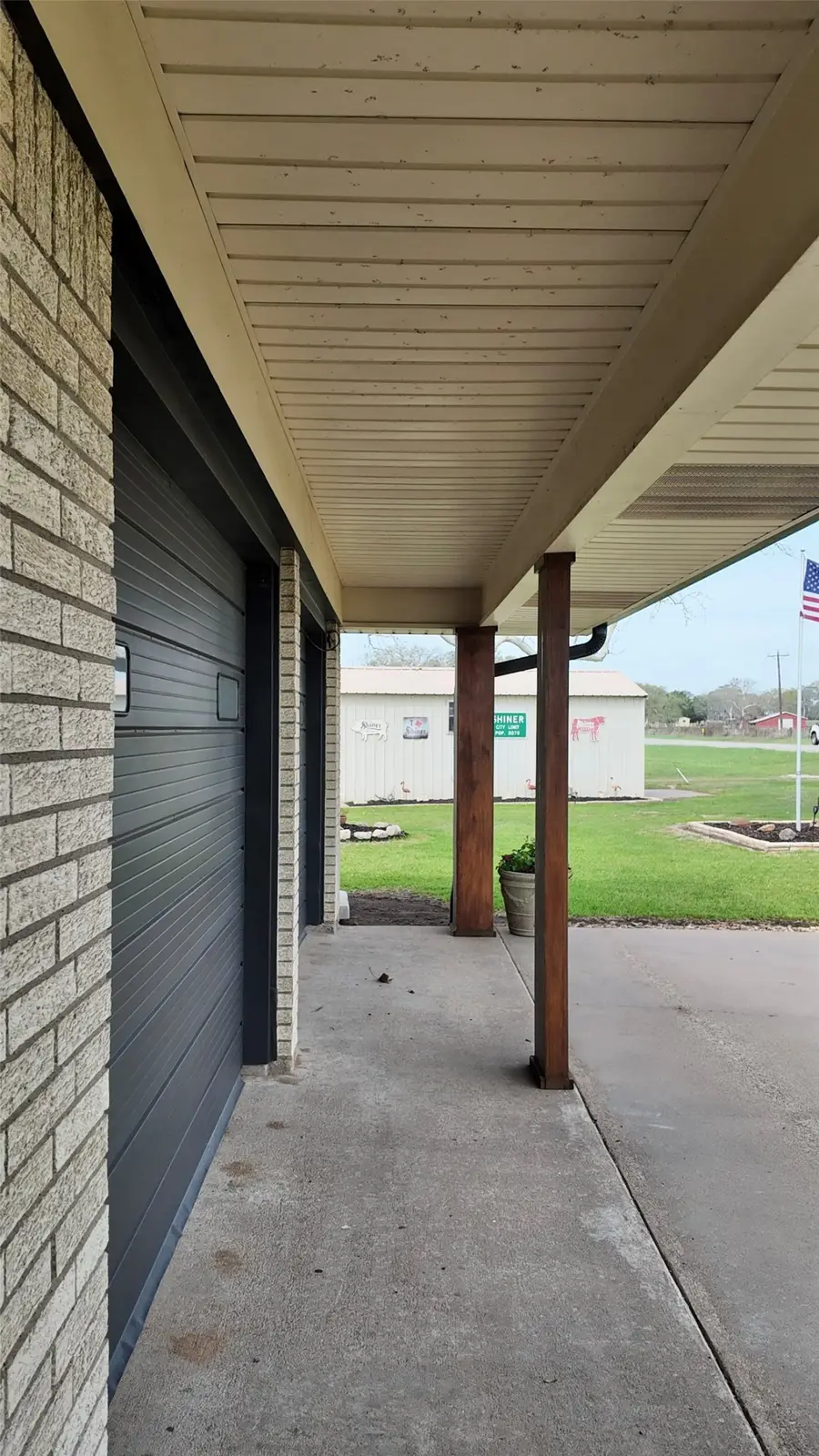6603 Us Highway 90a W, Shiner, TX 77984 - #2