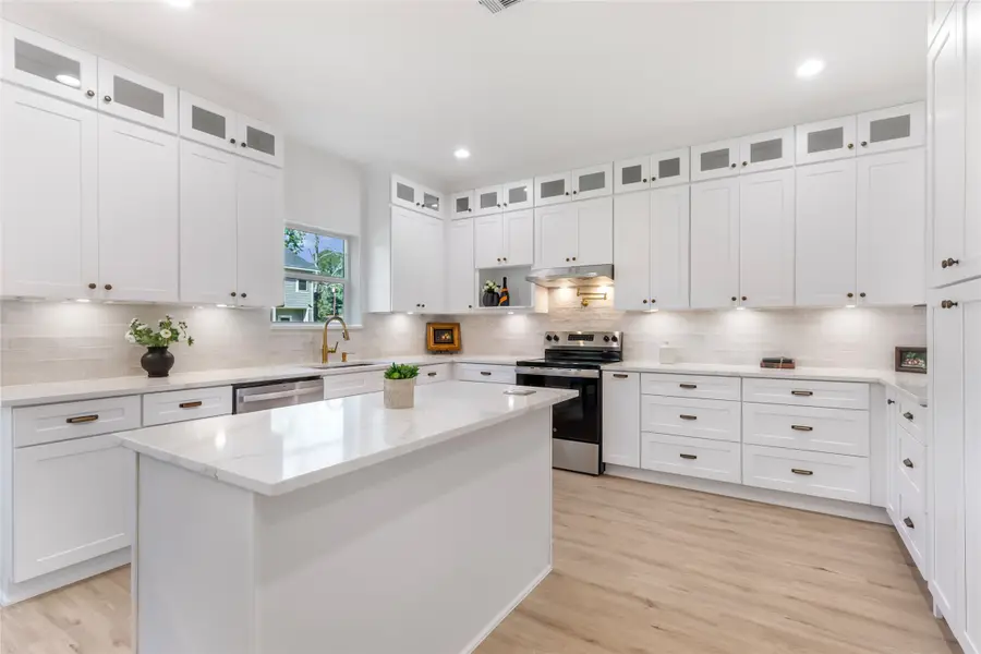 20011 Tamarack Drive, Porter, TX 77365 - Image #3