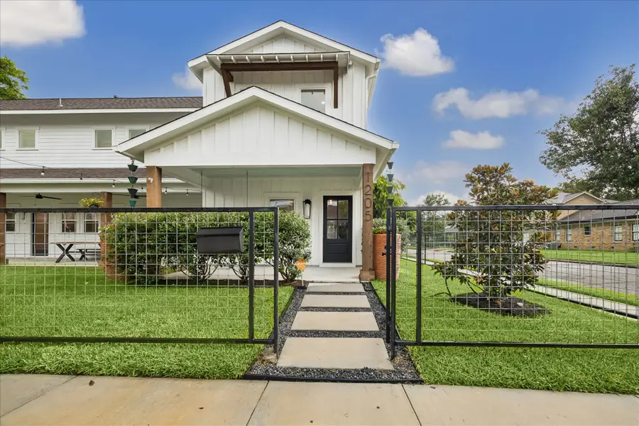 1205 Temple Street, Houston, TX 77009 - #3