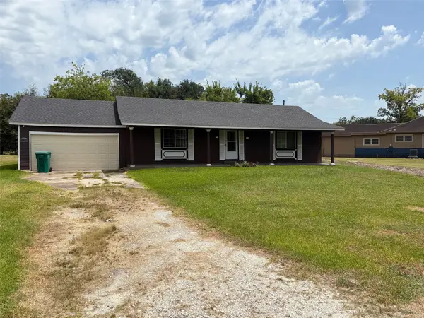 1218 Jayway Street, Orange, TX 77630