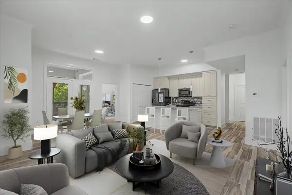 300 St Joseph Parkway #124, Houston, TX 77002