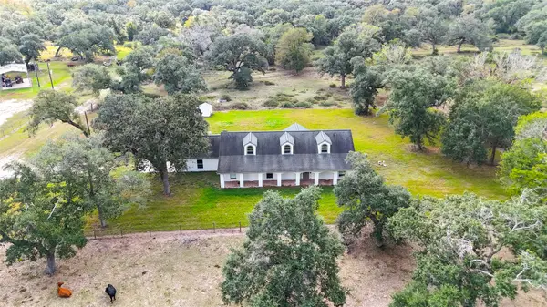 4491 County Road 382, Louise, TX 77455
