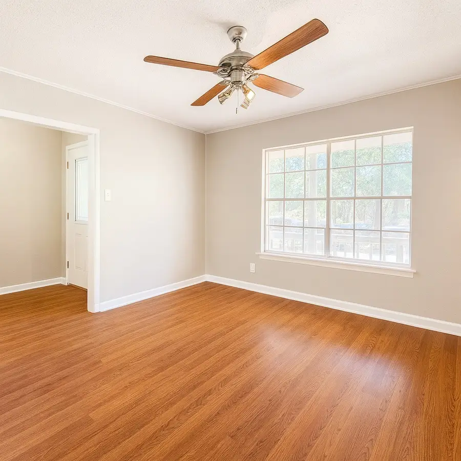 432 Young Street, Livingston, TX 77351 - Image #3