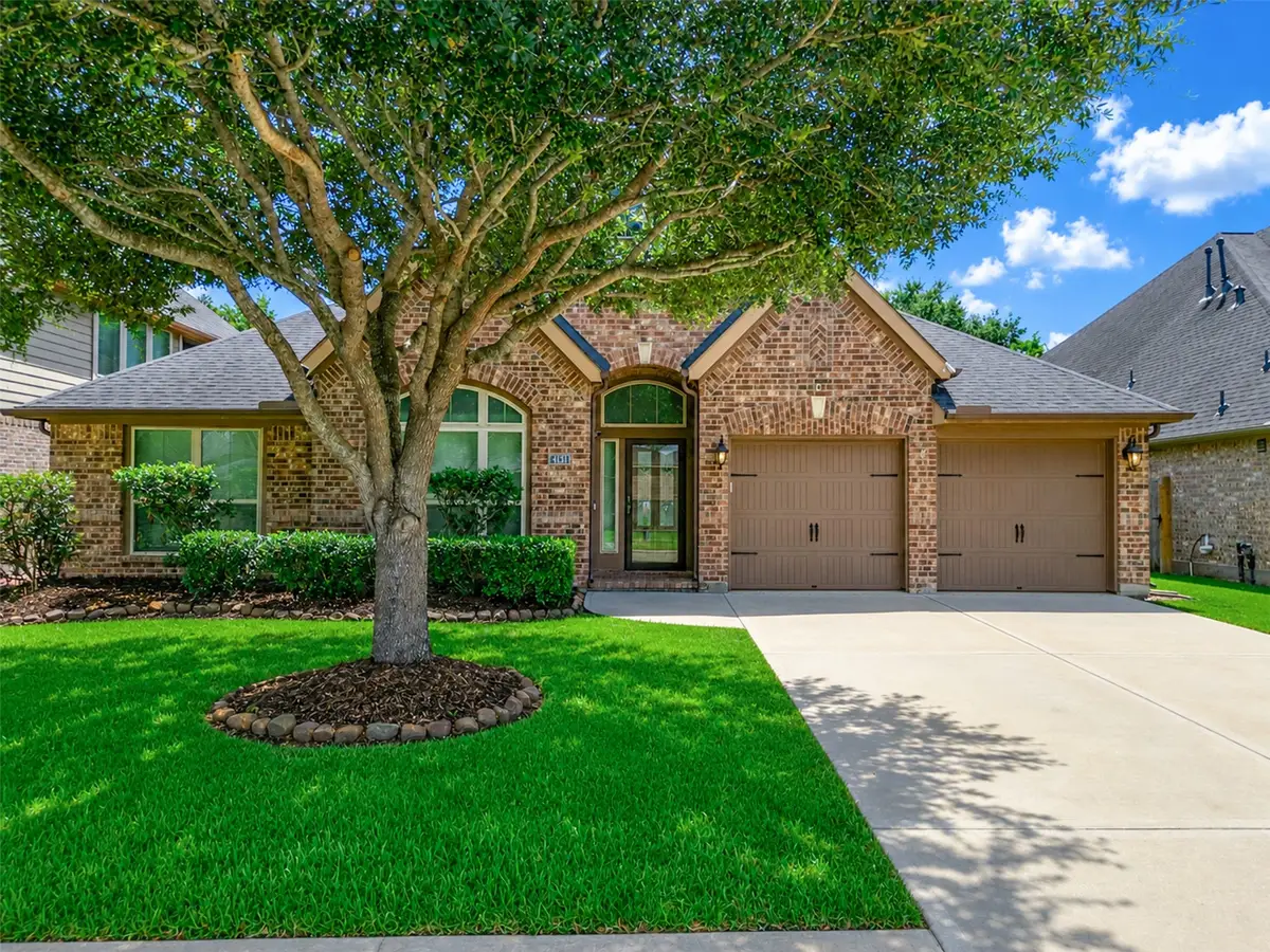 4131 N Creekmont Drive, Fresno, TX 77545 - #1